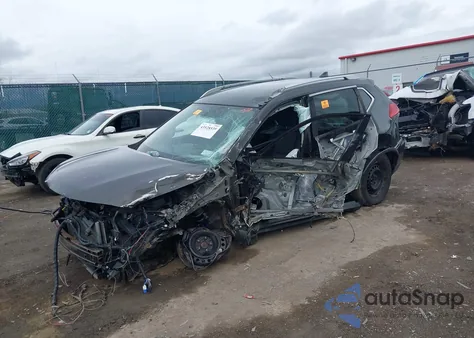 2017 Nissan Rogue S z USA, uszkodzony, nr VIN KNMAT2MVXHP512686